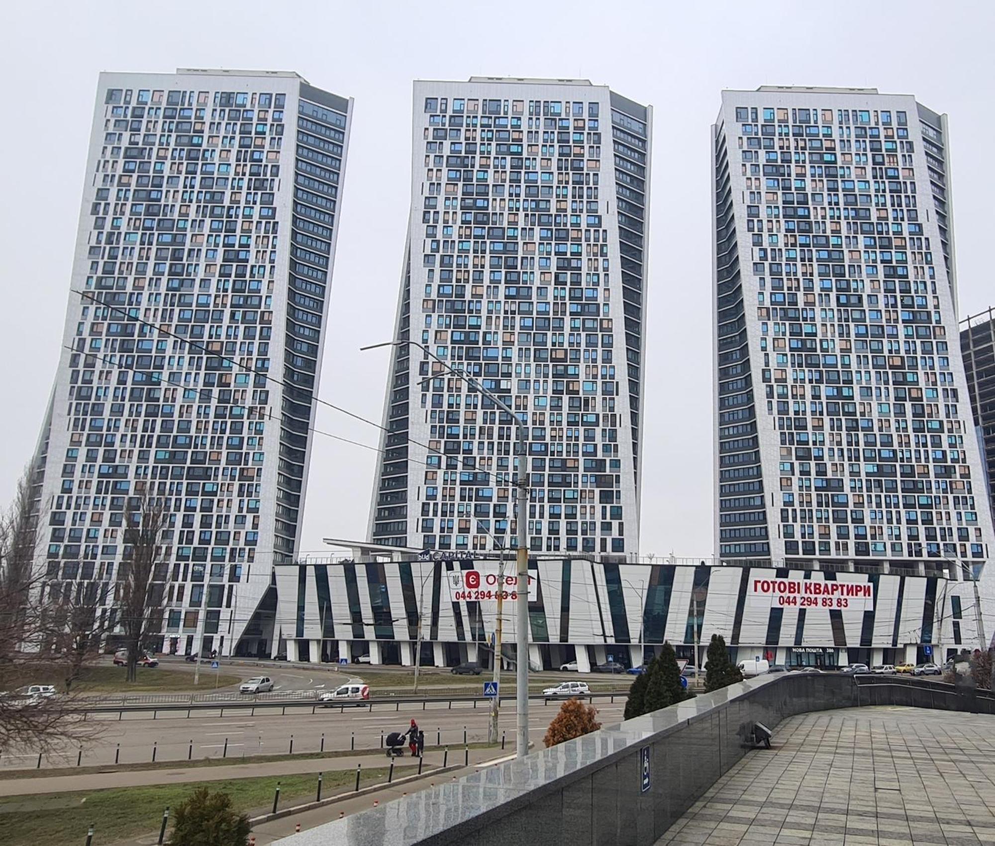 Жк"Манхэттен"На Берестейском Проспекте Kiev Buitenkant foto
